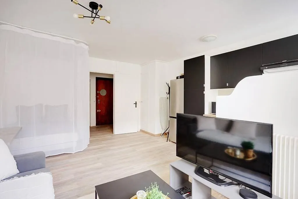 Appartement Refait A Neuf - Paris France